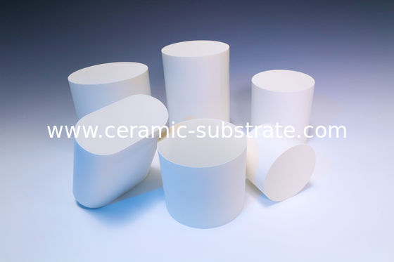 kopen Witte Alumina Ceramische Substraatronde voor Selectieve Katalytische Vermindering online manufacture